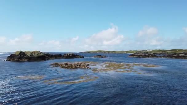 Η όμορφη ακτή στο Rosbeg στην κομητεία Donegal - Ιρλανδία — Αρχείο Βίντεο