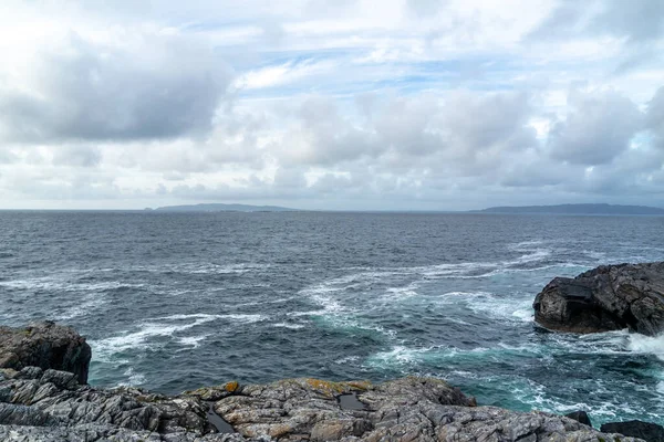 Dawros partvonala Donegal megyében - Írország. — Stock Fotó