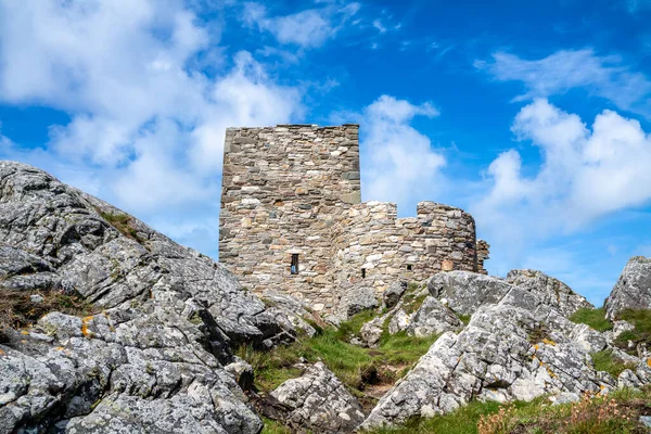 Carrickabraghy Castle - Ilha de Doagh, Inishowen, Condado de Donegal - Irlanda — Fotografia de Stock