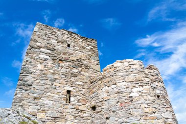 Carrickabraghy Şatosu - Doagh Adası, Inishowen, Donegal Bölgesi - İrlanda