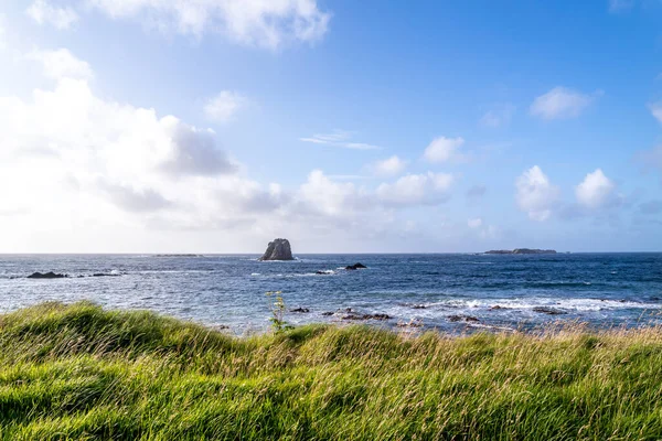 La hermosa costa de Maling Well, Inishowen - Condado de Donegal, Irlanda — Foto de Stock