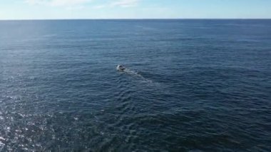 Donegal, İrlanda 'daki Dawros' ta balıkçı teknesi