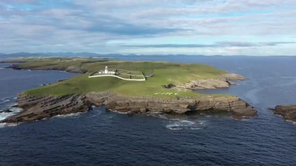 Légi kilátás a gyönyörű part St. Johns Point, County Donegal, Írország — Stock videók