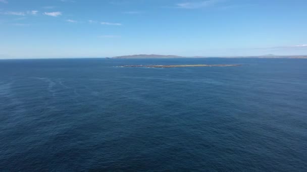 Вид с воздуха на Роанинниш в графстве Донегал - Ирландия — стоковое видео