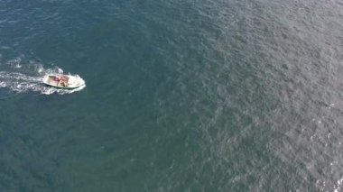 Donegal, İrlanda 'daki Dawros' ta balıkçı teknesi