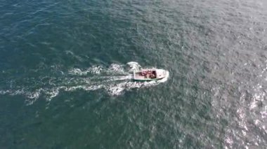 Donegal, İrlanda 'daki Dawros' ta balıkçı teknesi