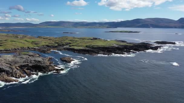 Vista aérea da costa de Dawros, no condado de Donegal - Irlanda — Vídeo de Stock
