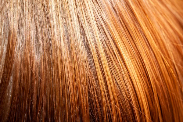 Primo piano di bambine capelli lunghi — Foto Stock