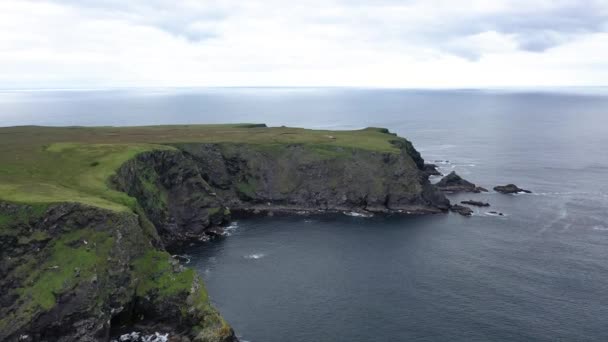 Die erstaunliche Küste von Glencolumbkille Donegal - Irland — Stockvideo