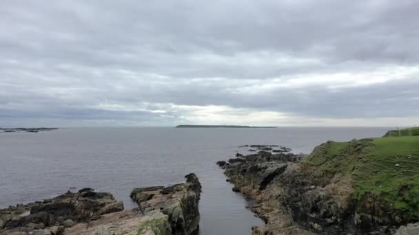 A incrível costa de Glencolumbkille Donegal - Irlanda — Vídeo de Stock