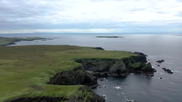 La increíble costa de Glencolumbkille Donegal - Irlanda — Vídeo de stock