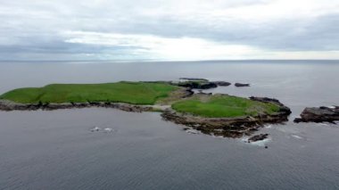 Glencolumbkille Donegal 'in inanılmaz kıyısı - İrlanda