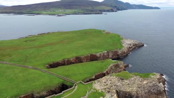 Η καταπληκτική ακτή της Glencolumbkille Donegal - Ιρλανδία — Αρχείο Βίντεο