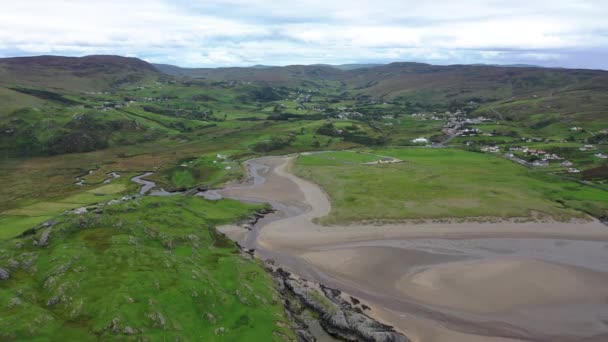 La increíble costa de Glencolumbkille Donegal - Irlanda — Vídeo de stock