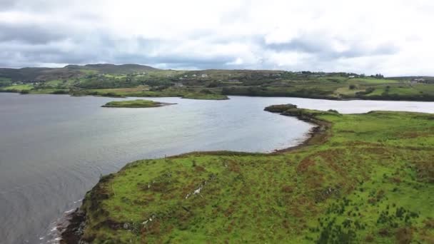 Zatoka Gweebarra by Lettermacaward w hrabstwie Donegal - Irlandia — Wideo stockowe