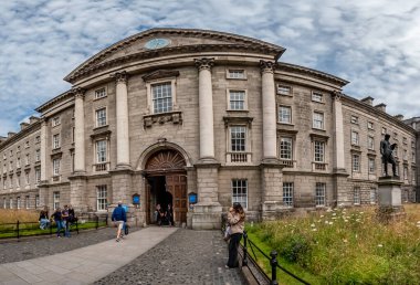 DUBLIN, IRELAND - 16 Temmuz 2025 Başkent Üniversitesi Trinity Koleji.