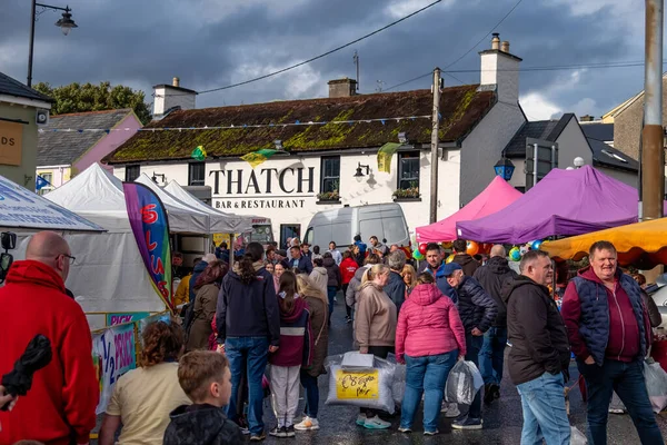 GLENTIES, COUNTY DONEGAL, IRELAND - 13 Eylül 2025: The Hasat Fuarı, Anayol 'da düzenlenen ücretsiz yıllık etkinliktir..