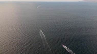 Donegal Körfezi, İrlanda 'da balinaya gidecek üç gemi..