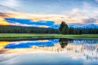 Günbatımı ve Yellowstone