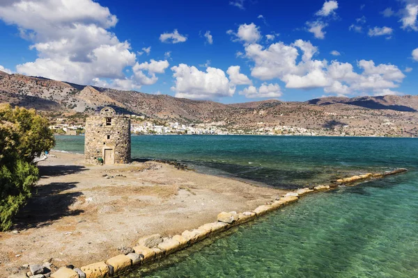 Oude windmolens Poros Elounda op Kreta — Stockfoto
