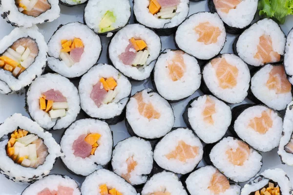 Detalii despre rulouri de sushi ona plate — Fotografie, imagine de stoc