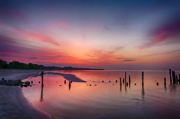 Old pier in Latvian Baltic sea — Stock Photo, Image