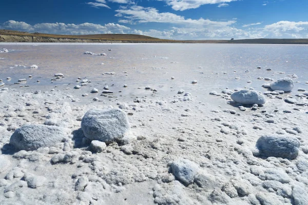 Lago de sal em Tierra del Fuego, Argentina — Fotografia de Stock