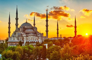 gün batımında mavi Camii