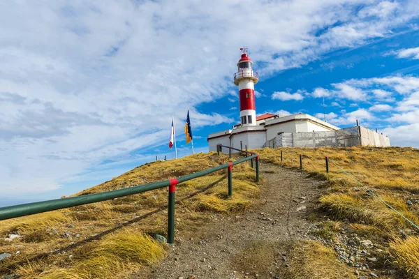 チリのマグダレナ島の海岸にある灯台 — ストック写真