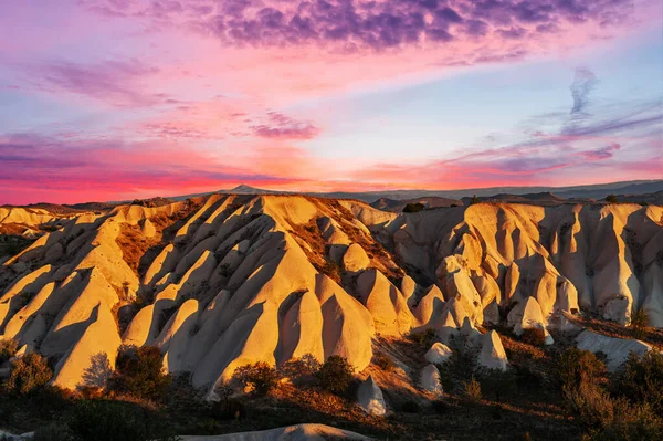 Vivid Sunrise Rock Formations Shaped Morning Light Seen Cappadocia Turkey — Stock Photo, Image