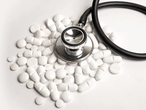 White Pills Stethoscope Background — Stock Photo, Image