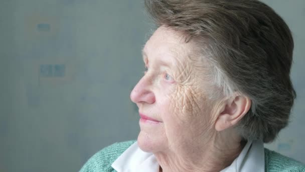 Close Portrait Senior Caucasian Woman Face — Stock Video