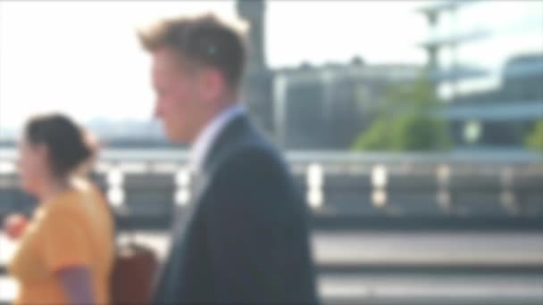 Defocussed Pedestrians Rush Hour London Bridge Backlit Sun London Bridge — Stock Video