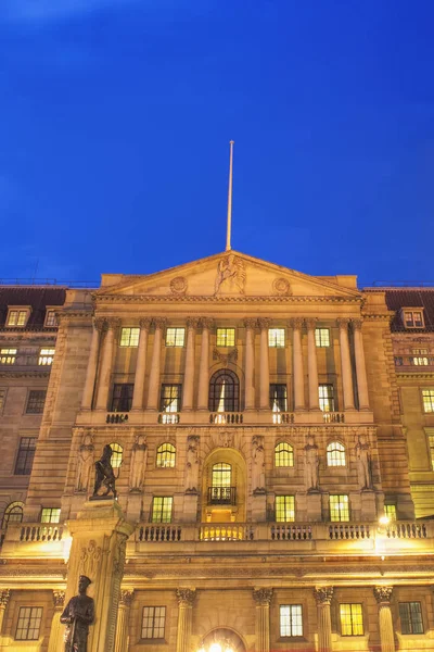 Banque d'Angleterre au crépuscule — Photo