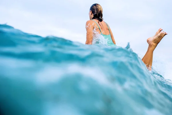 Beautiful Girl Surfer Swims Board Indian Ocean Bali Island — Stock Photo, Image