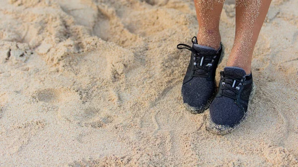 Low Section Sporty Person Sneakers Running Sand — Stock Photo, Image