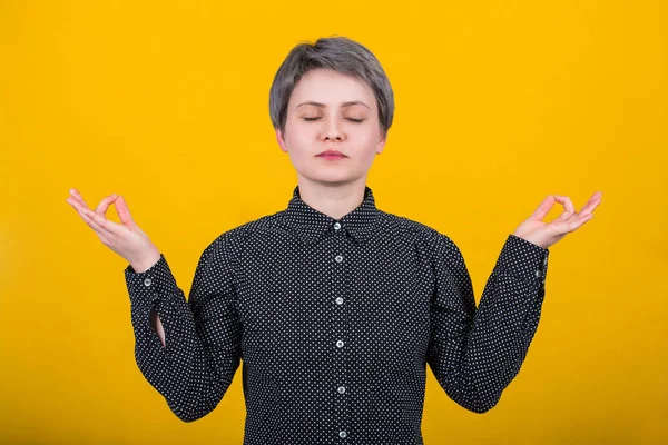 Woman zen gesture — Stock Photo, Image