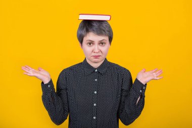 karışık kadın öğrenci