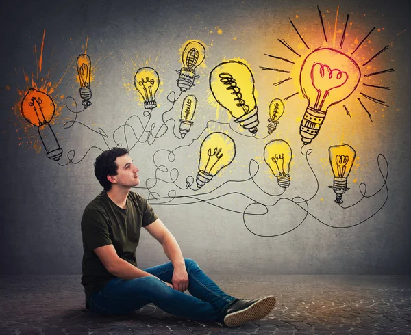 Smart and ingenious guy has different thinking and ideas — Stock Photo, Image