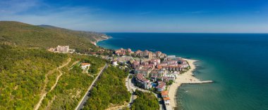 Bulgaristan'ın Karadeniz kıyısında deniz beldesi Elenite'ye insansız hava aracı görünümü