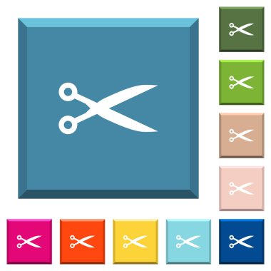 Modaya uygun çeşitli renklerde ucu keskin kare düğmeleri beyaz simgeler makasla kesmek