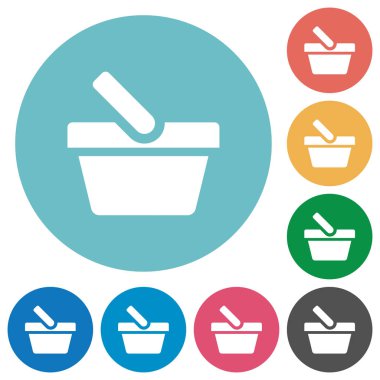 Yuvarlak renkli arka planlar üzerinde alışveriş sepeti düz beyaz simgeleri