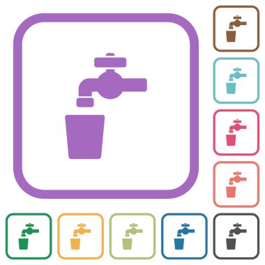 Beyaz arkaplanda renkli yuvarlak kare çerçeveli basit su simgeleri içmek