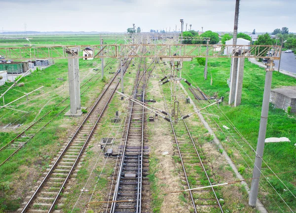鉄道草の中 上からの眺め — ストック写真