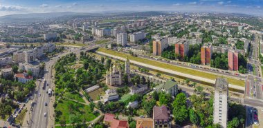 Moldavya Iasi şehrin havadan görünümü. Romanya