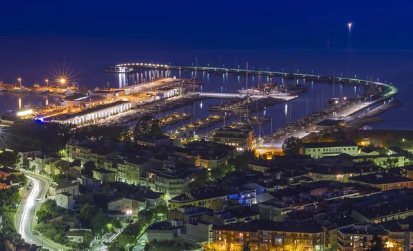 Rosas bağlantı noktası, Costa Brava. İspanya, Yalı