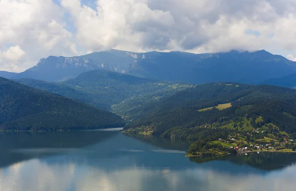 Schöne Bicaz See Und Landschaft Rumänien — Stockfoto