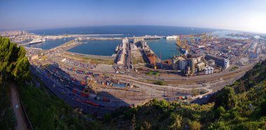 bağlantı noktası Barcelona. İspanya, deniz manzaralı
