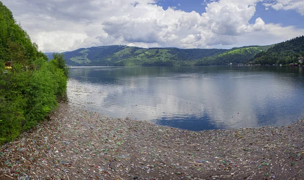 Jezero Znečištění Plastových Sáčků Toxický Odpad Vodě — Stock fotografie