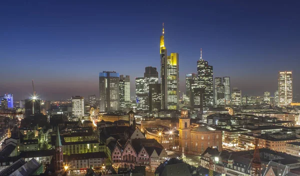 Frankfurt Main Cidade Skyline Visão Noturna — Fotografia de Stock